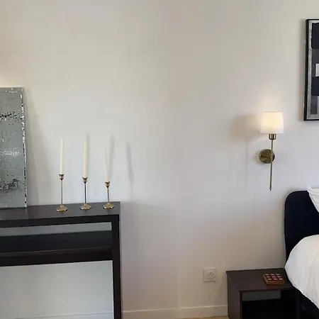 Comfortable 15 Minutes From Lyon Villeurbanne